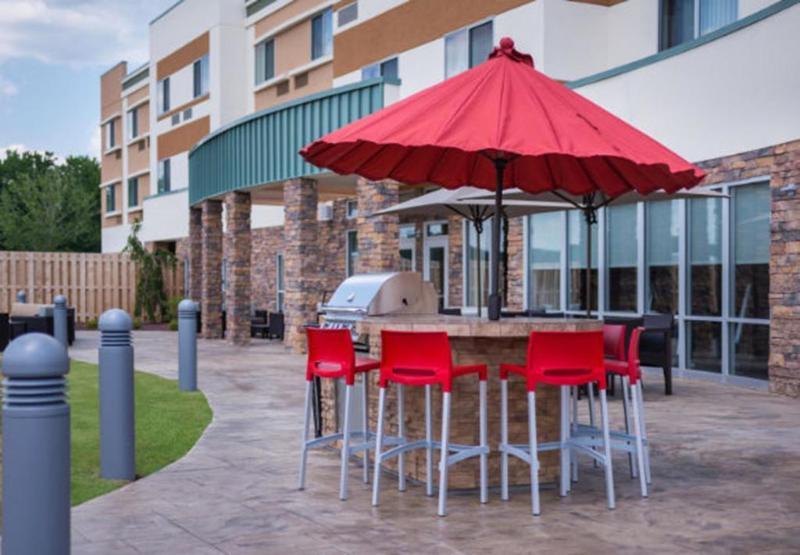 Courtyard By Marriott Elmira Horseheads Hotel Екстериор снимка