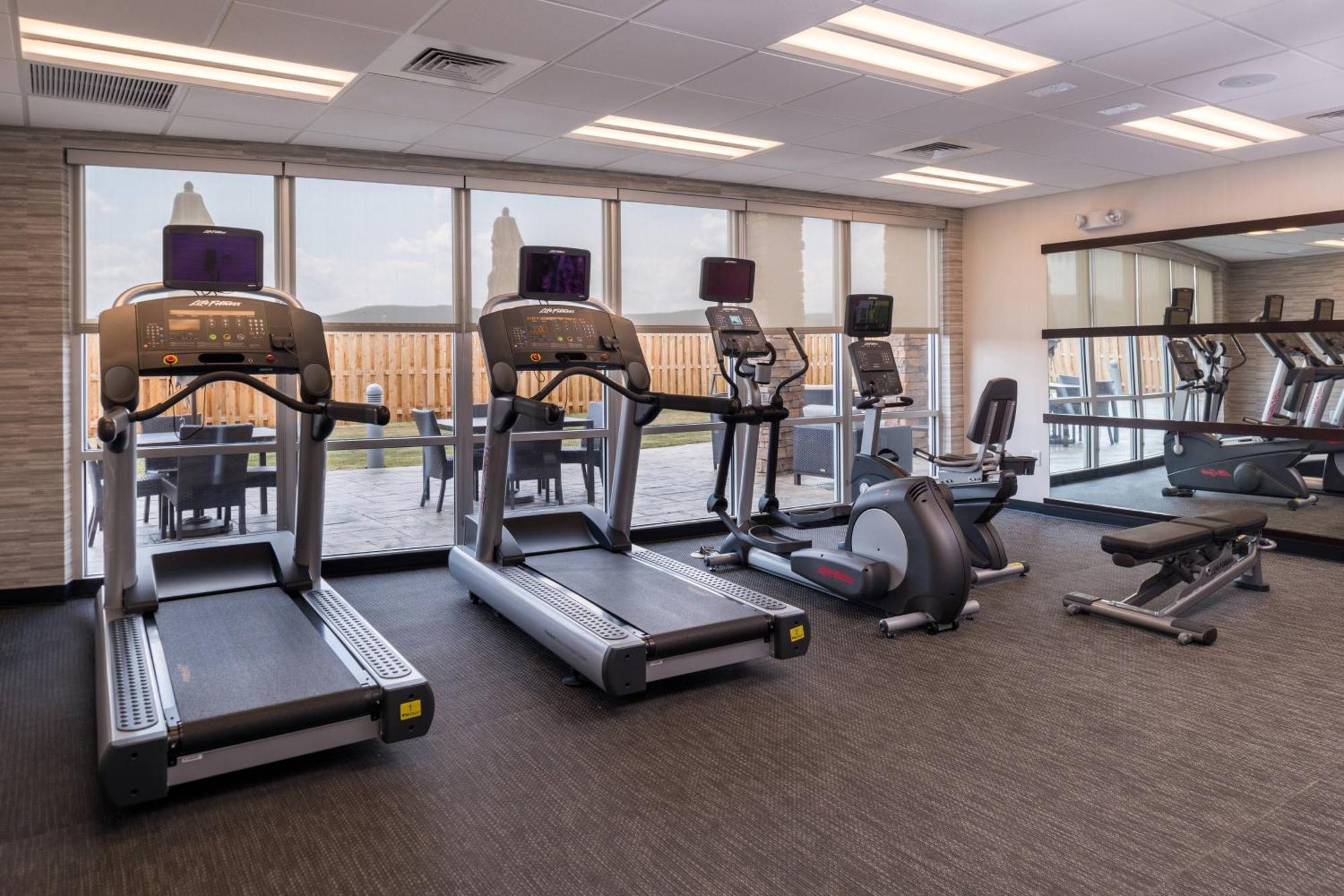 Courtyard By Marriott Elmira Horseheads Hotel Екстериор снимка