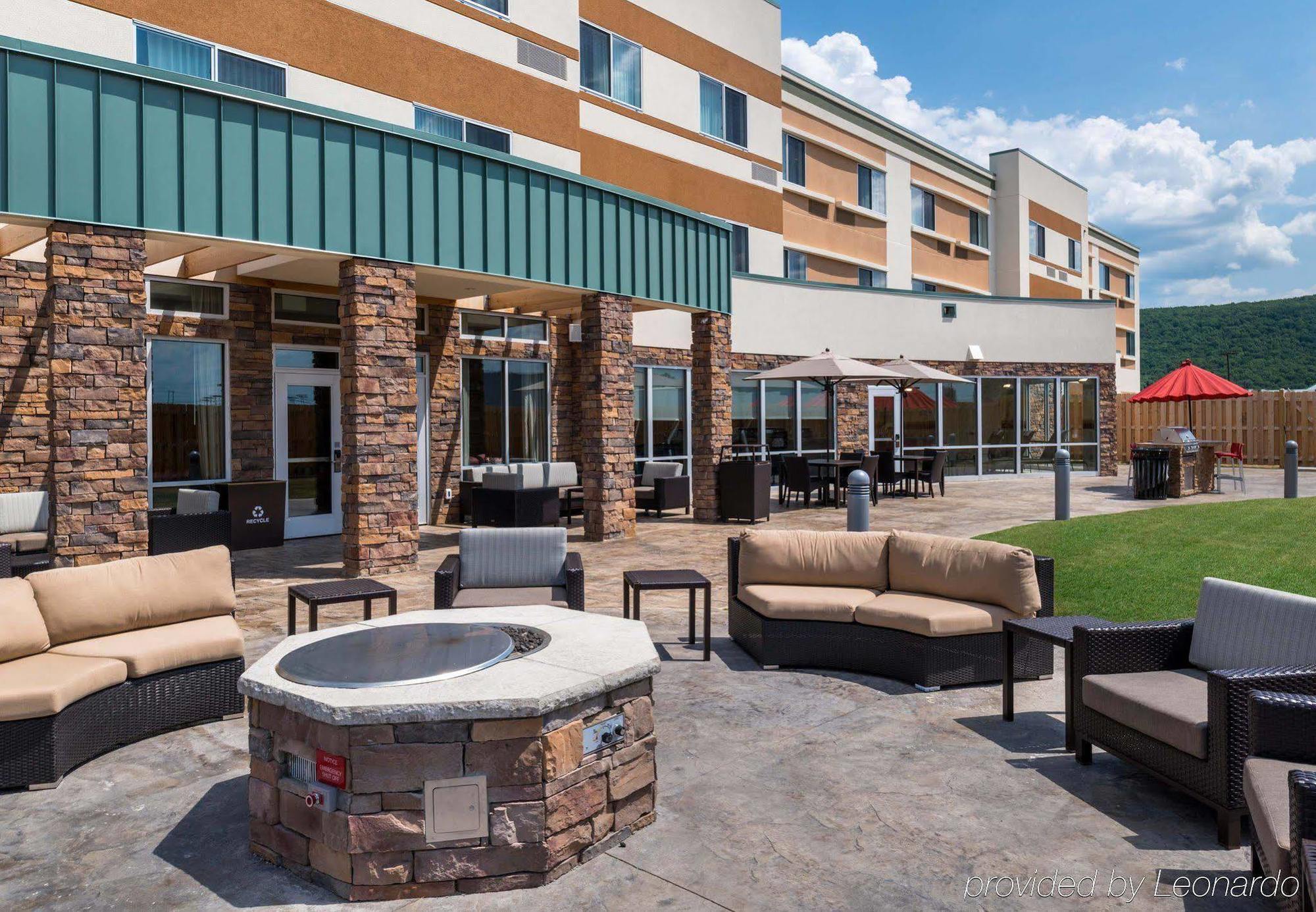 Courtyard By Marriott Elmira Horseheads Hotel Екстериор снимка
